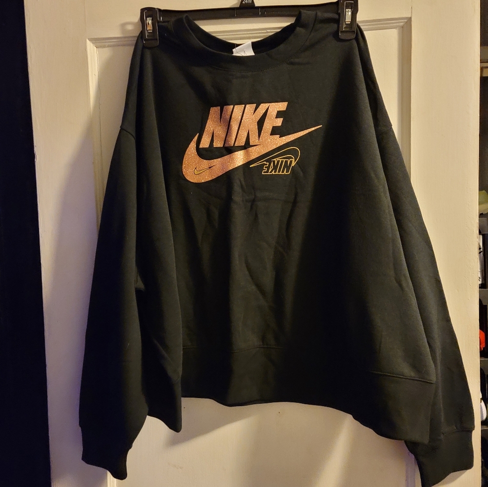 Nike Women's 3X sweatshirt